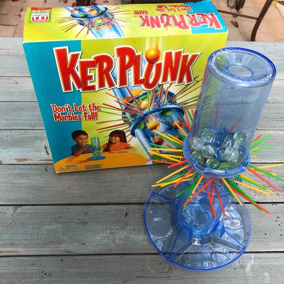 Kerplunk Classic Kids Game with Marbles and Sticks - Picture 6 of 8